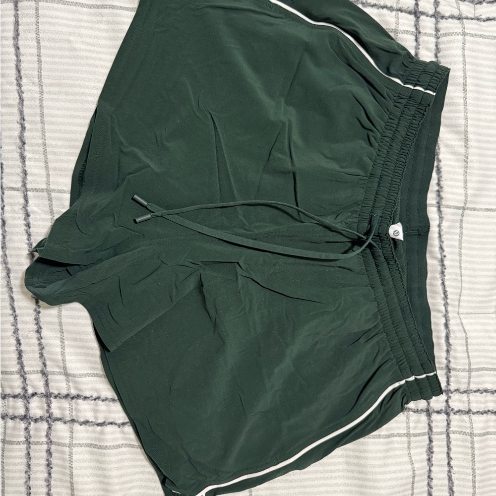 Lightweight Relaxed Short 3” Long Liner, Size 10